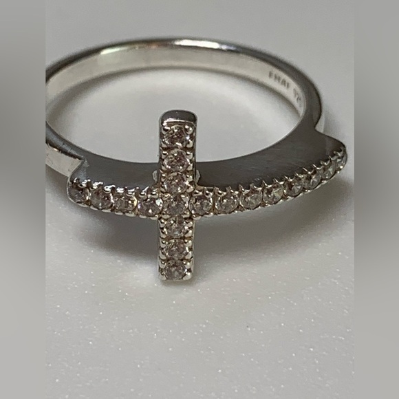 Silpada Sterling Silver & CZ 11.5mm Cross Ring Size 7.5 - Picture 10 of 13